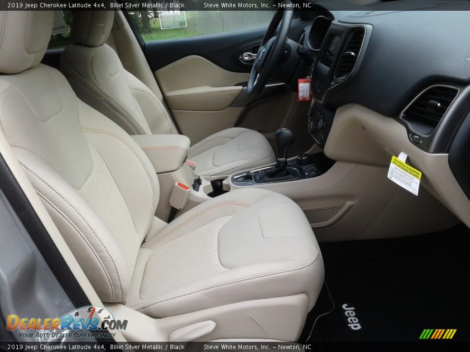 2019 Jeep Cherokee Latitude 4x4 Billet Silver Metallic / Black Photo #14
