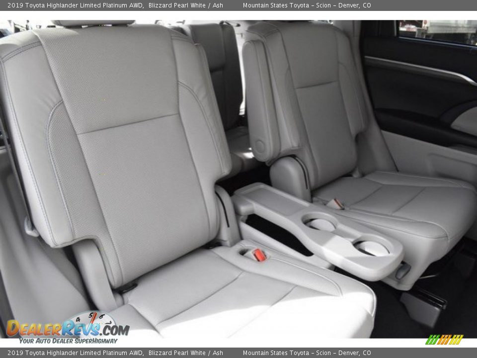 Rear Seat of 2019 Toyota Highlander Limited Platinum AWD Photo #20