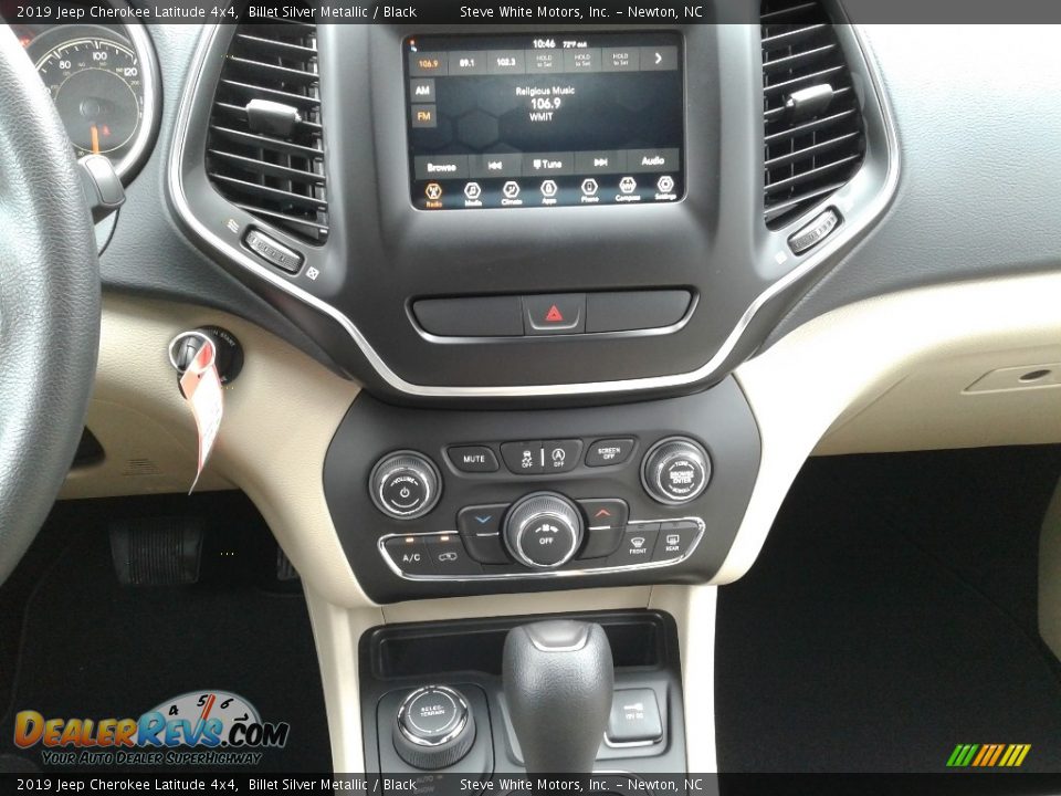 2019 Jeep Cherokee Latitude 4x4 Billet Silver Metallic / Black Photo #18