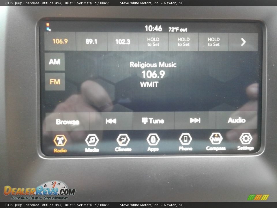 2019 Jeep Cherokee Latitude 4x4 Billet Silver Metallic / Black Photo #19