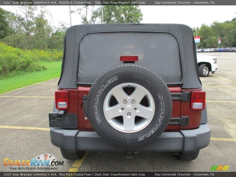 2007 Jeep Wrangler Unlimited X 4x4 Red Rock Crystal Pearl / Dark Slate Gray/Medium Slate Gray Photo #4
