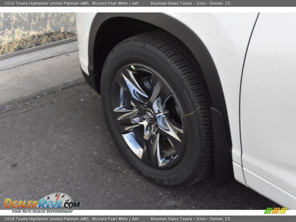 2019 Toyota Highlander Limited Platinum AWD Wheel Photo #36