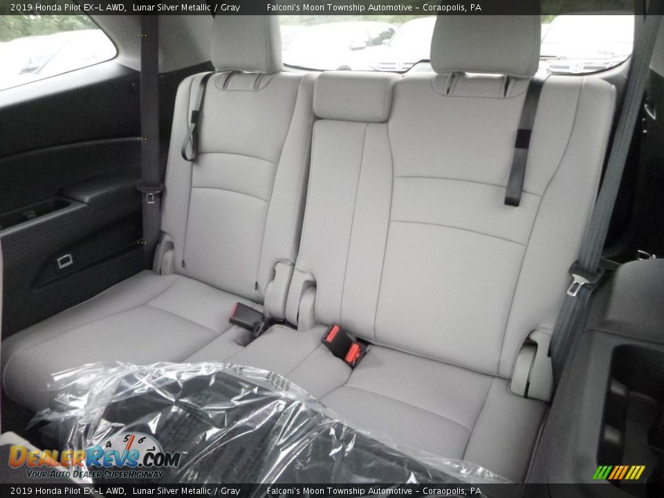 Rear Seat of 2019 Honda Pilot EX-L AWD Photo #9