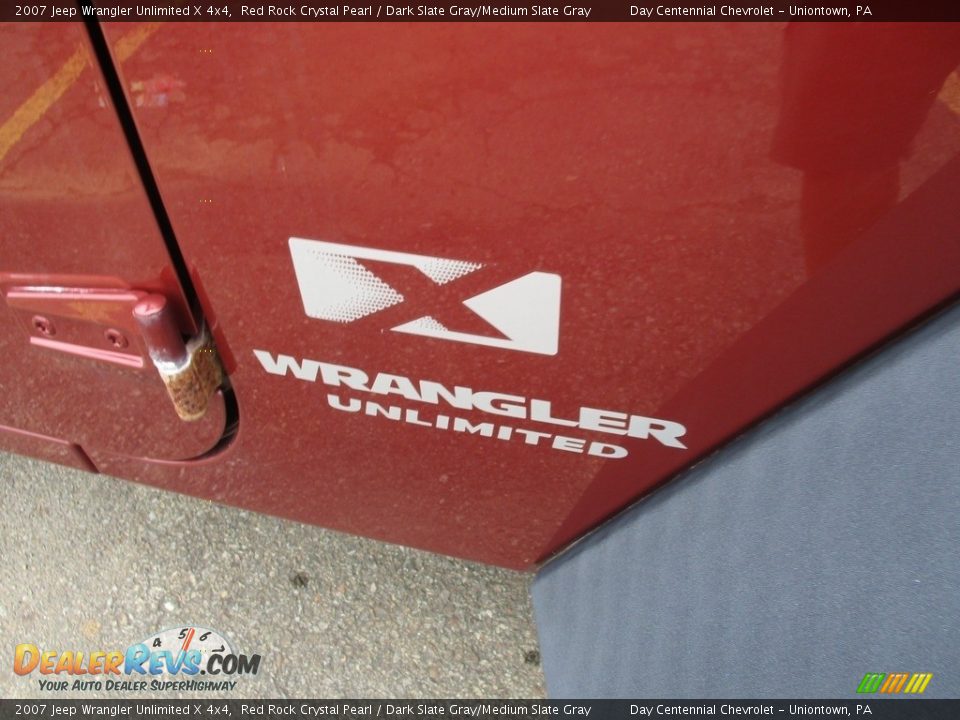 2007 Jeep Wrangler Unlimited X 4x4 Red Rock Crystal Pearl / Dark Slate Gray/Medium Slate Gray Photo #17