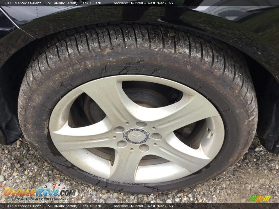 2016 Mercedes-Benz E 350 4Matic Sedan Black / Black Photo #30