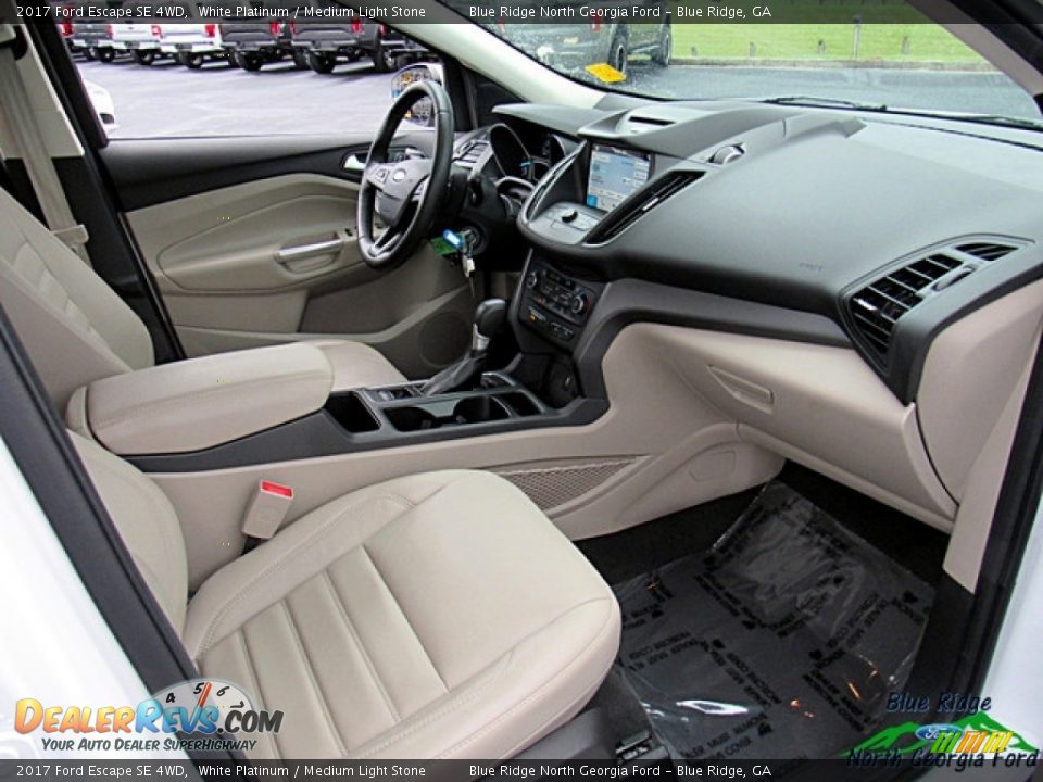 2017 Ford Escape SE 4WD White Platinum / Medium Light Stone Photo #28