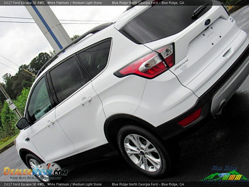 2017 Ford Escape SE 4WD White Platinum / Medium Light Stone Photo #33