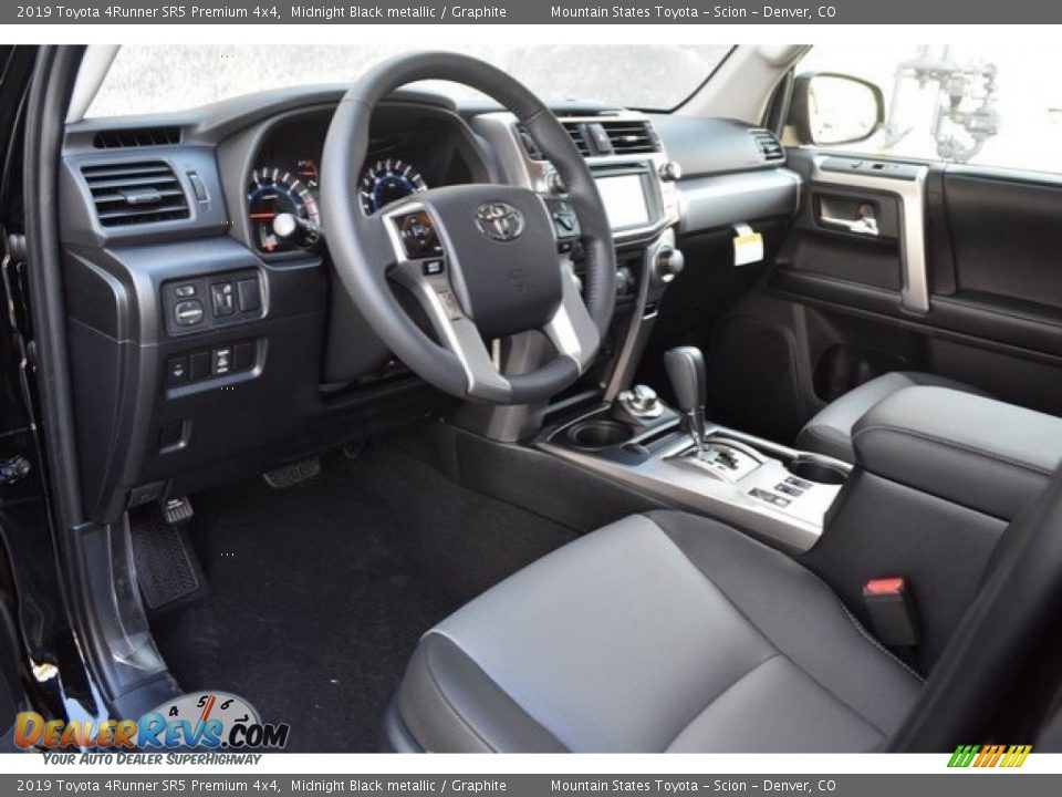 Graphite Interior - 2019 Toyota 4Runner SR5 Premium 4x4 Photo #5