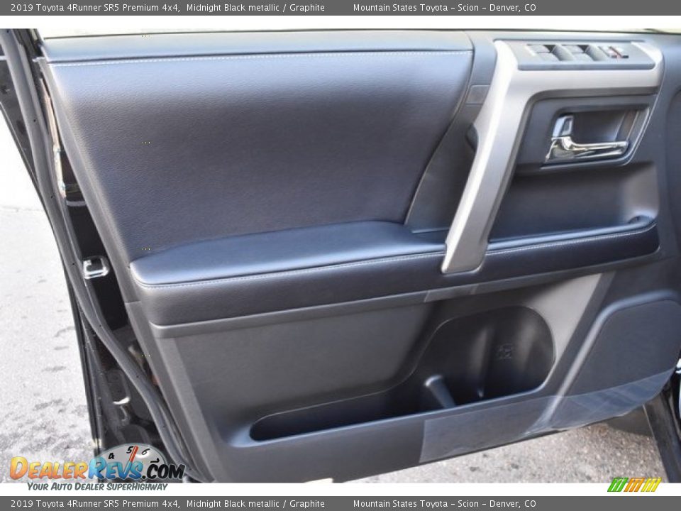 Door Panel of 2019 Toyota 4Runner SR5 Premium 4x4 Photo #19