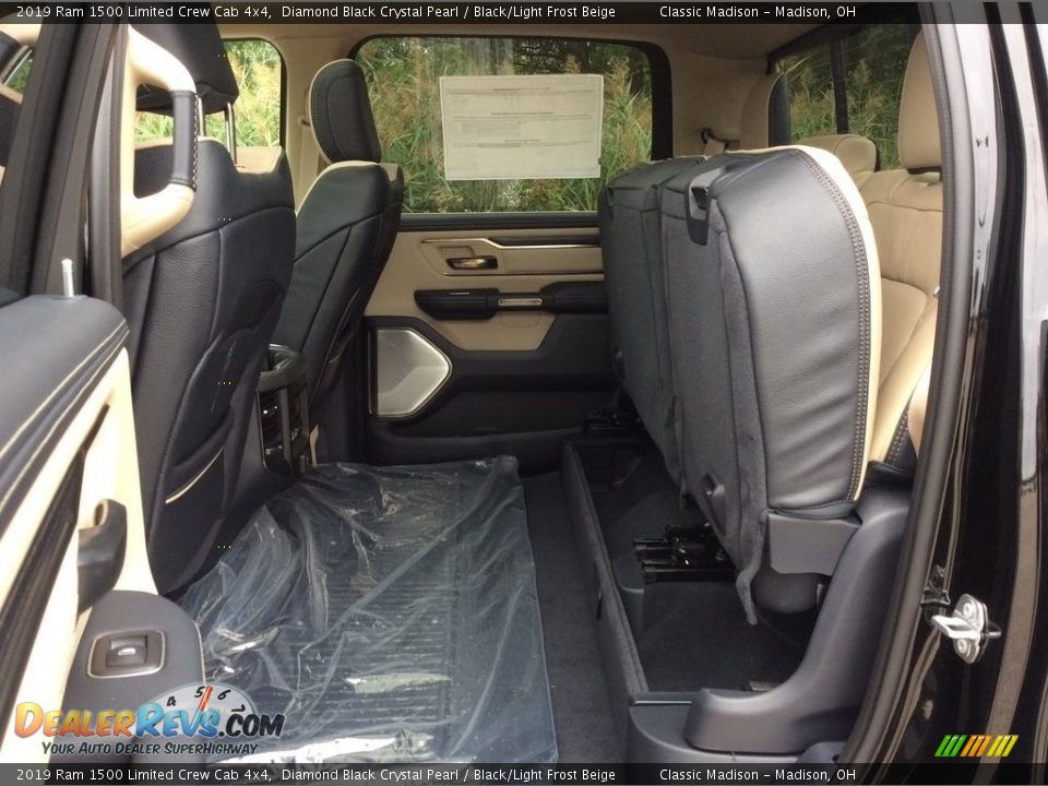 2019 Ram 1500 Limited Crew Cab 4x4 Diamond Black Crystal Pearl / Black/Light Frost Beige Photo #19