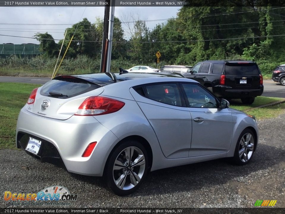 2017 Hyundai Veloster Value Edition Ironman Silver / Black Photo #4