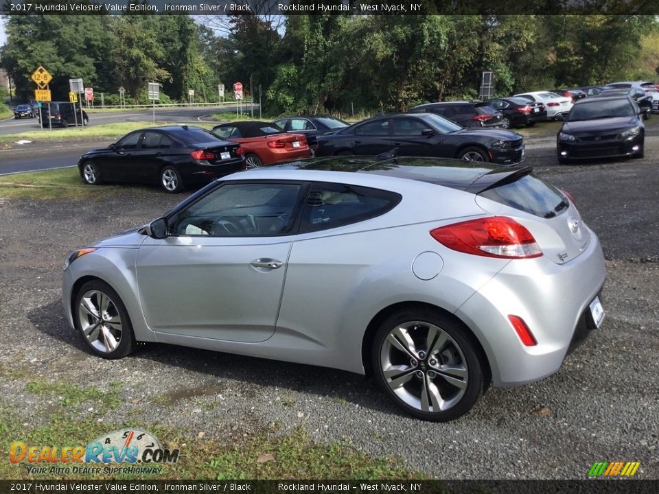 2017 Hyundai Veloster Value Edition Ironman Silver / Black Photo #6