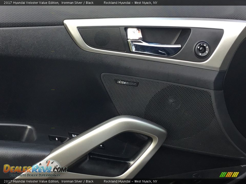 2017 Hyundai Veloster Value Edition Ironman Silver / Black Photo #9