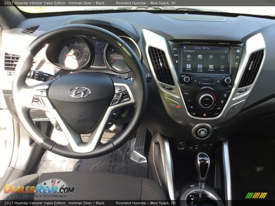 2017 Hyundai Veloster Value Edition Ironman Silver / Black Photo #13