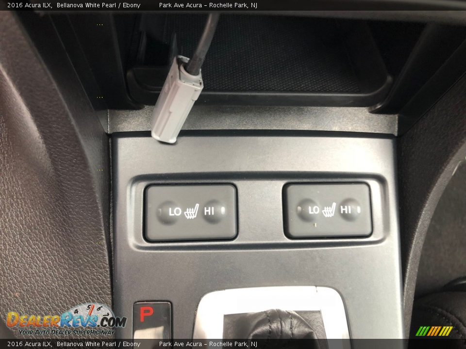 2016 Acura ILX Bellanova White Pearl / Ebony Photo #22