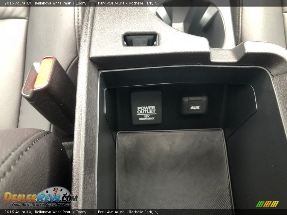 2016 Acura ILX Bellanova White Pearl / Ebony Photo #23