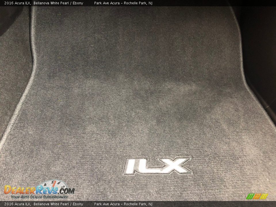 2016 Acura ILX Bellanova White Pearl / Ebony Photo #24