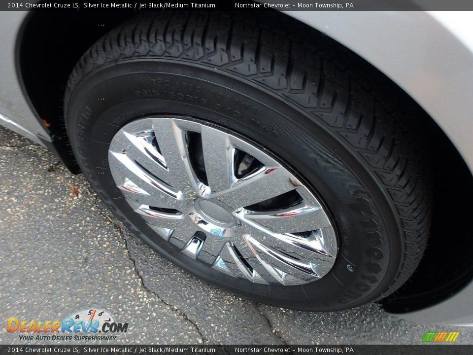 2014 Chevrolet Cruze LS Silver Ice Metallic / Jet Black/Medium Titanium Photo #14