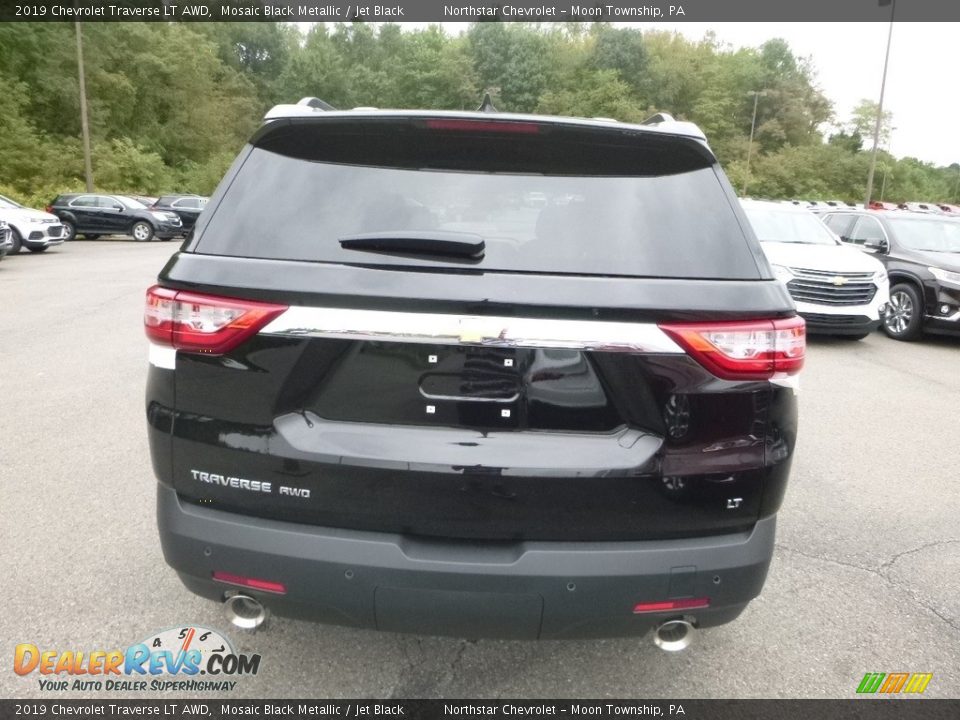 2019 Chevrolet Traverse LT AWD Mosaic Black Metallic / Jet Black Photo #4