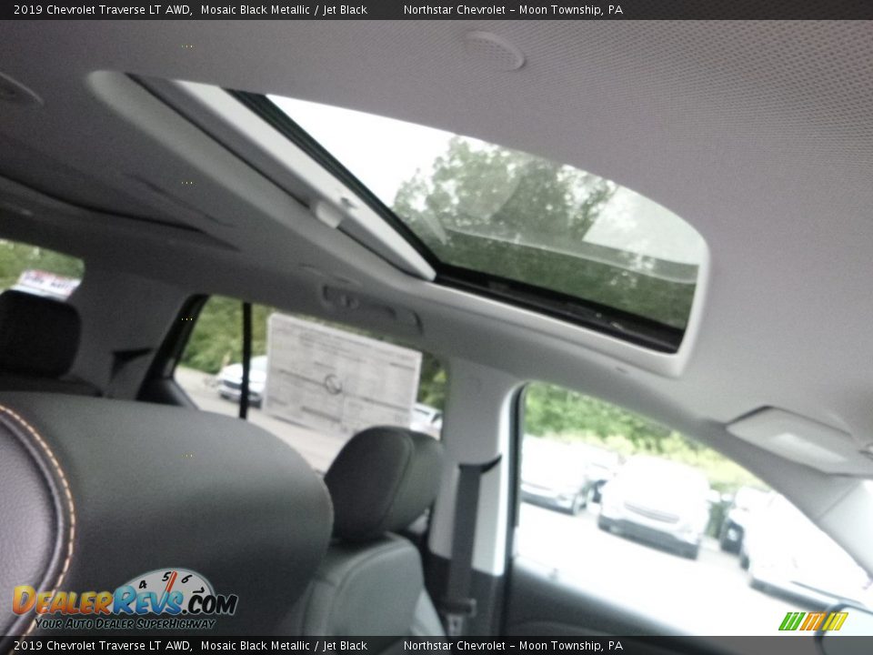 2019 Chevrolet Traverse LT AWD Mosaic Black Metallic / Jet Black Photo #11