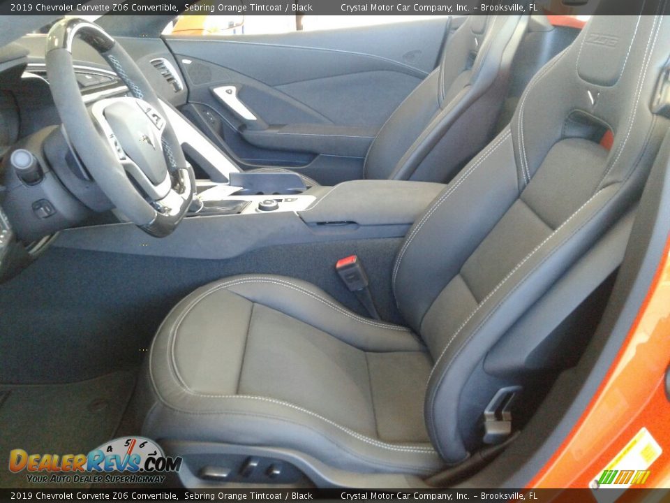 Front Seat of 2019 Chevrolet Corvette Z06 Convertible Photo #9