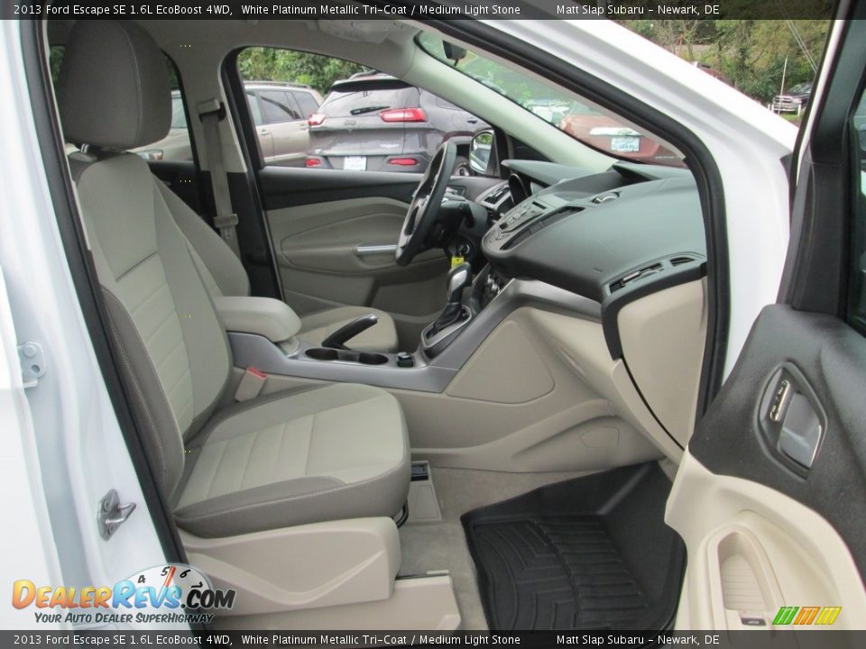 2013 Ford Escape SE 1.6L EcoBoost 4WD White Platinum Metallic Tri-Coat / Medium Light Stone Photo #18