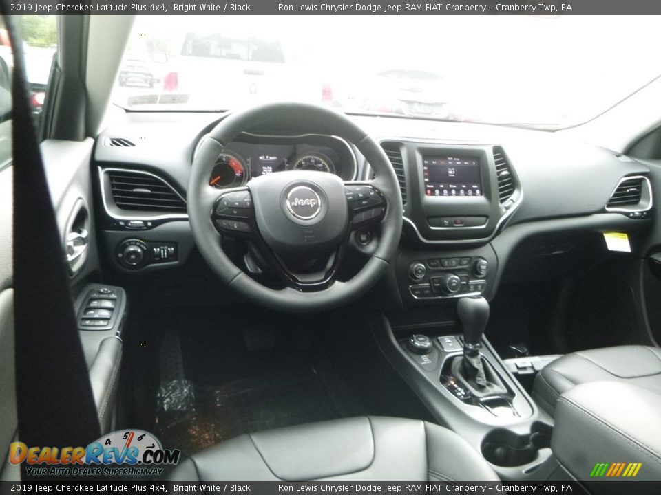 2019 Jeep Cherokee Latitude Plus 4x4 Bright White / Black Photo #13