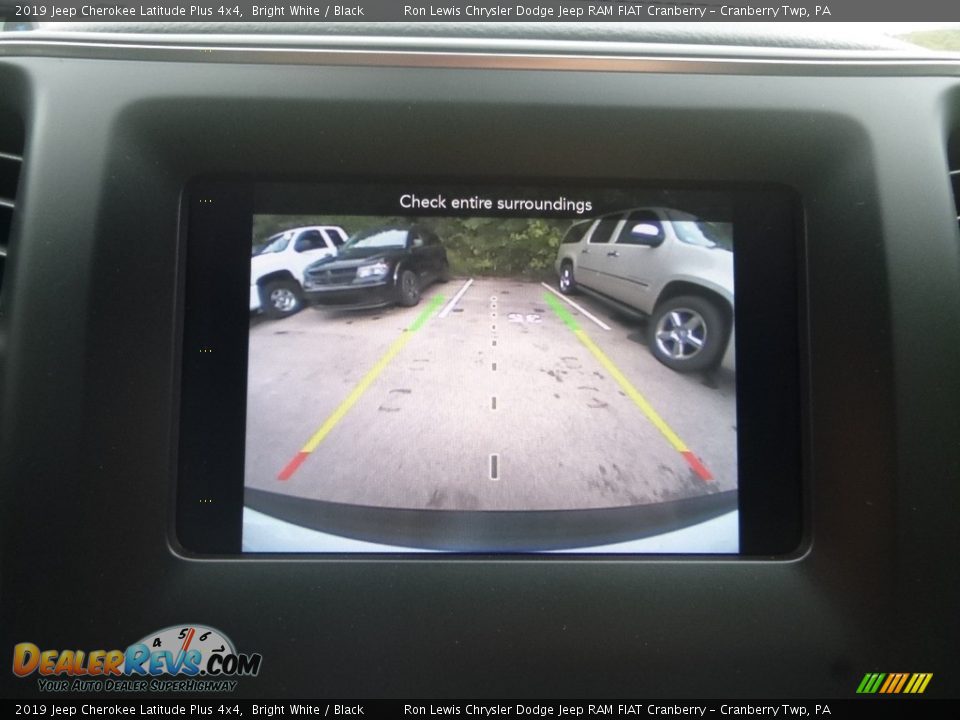 2019 Jeep Cherokee Latitude Plus 4x4 Bright White / Black Photo #18