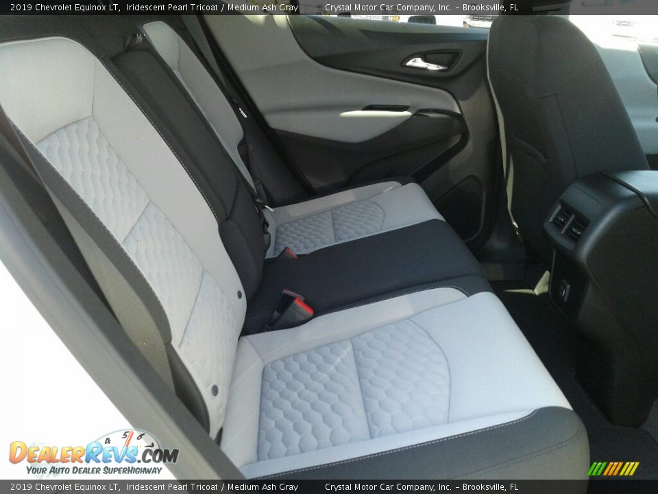 2019 Chevrolet Equinox LT Iridescent Pearl Tricoat / Medium Ash Gray Photo #11