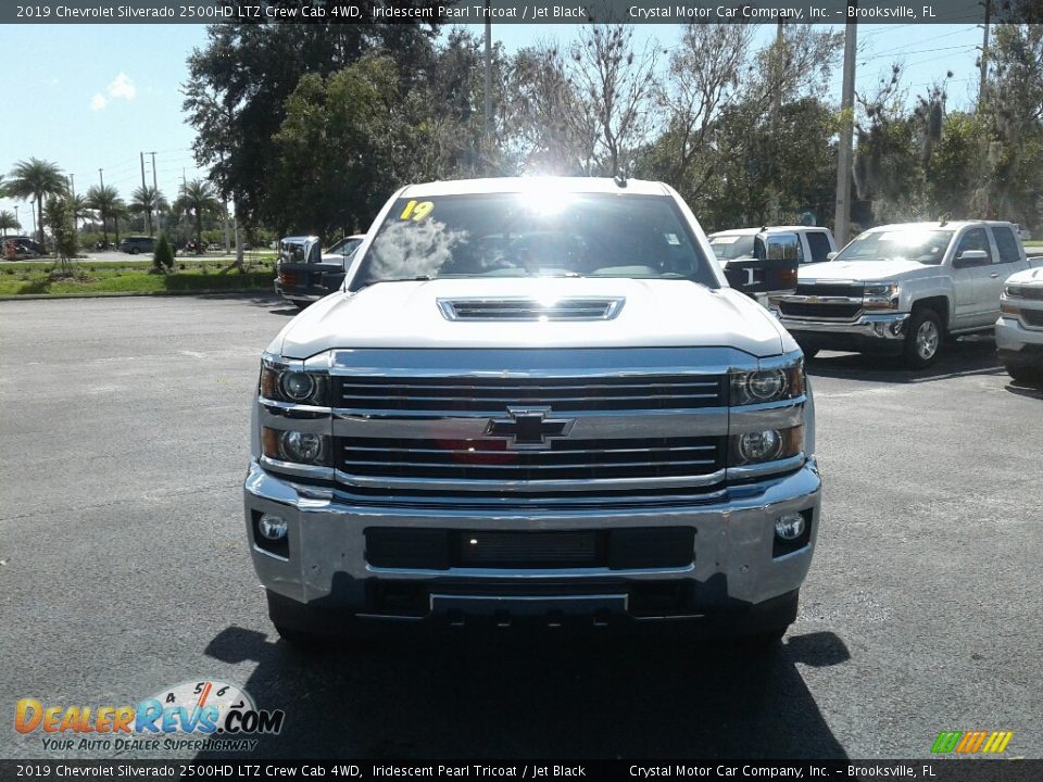 2019 Chevrolet Silverado 2500HD LTZ Crew Cab 4WD Iridescent Pearl Tricoat / Jet Black Photo #8