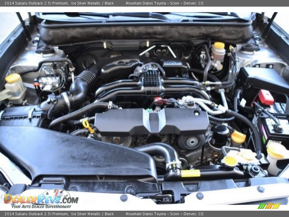 2014 Subaru Outback 2.5i Premium Ice Silver Metallic / Black Photo #27