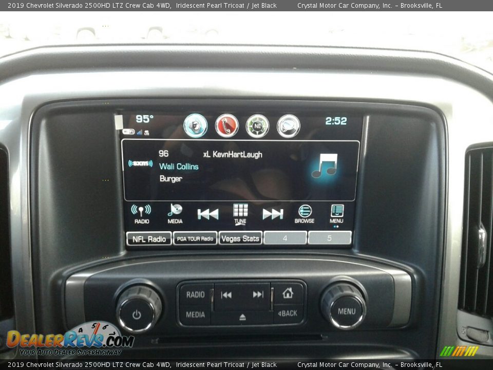 2019 Chevrolet Silverado 2500HD LTZ Crew Cab 4WD Iridescent Pearl Tricoat / Jet Black Photo #15