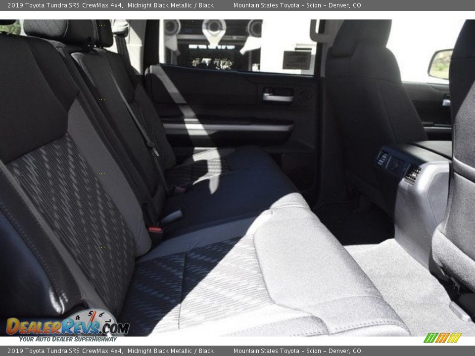 2019 Toyota Tundra SR5 CrewMax 4x4 Midnight Black Metallic / Black Photo #17