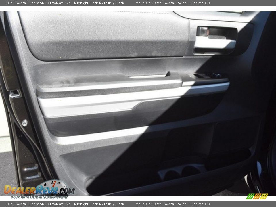 2019 Toyota Tundra SR5 CrewMax 4x4 Midnight Black Metallic / Black Photo #19
