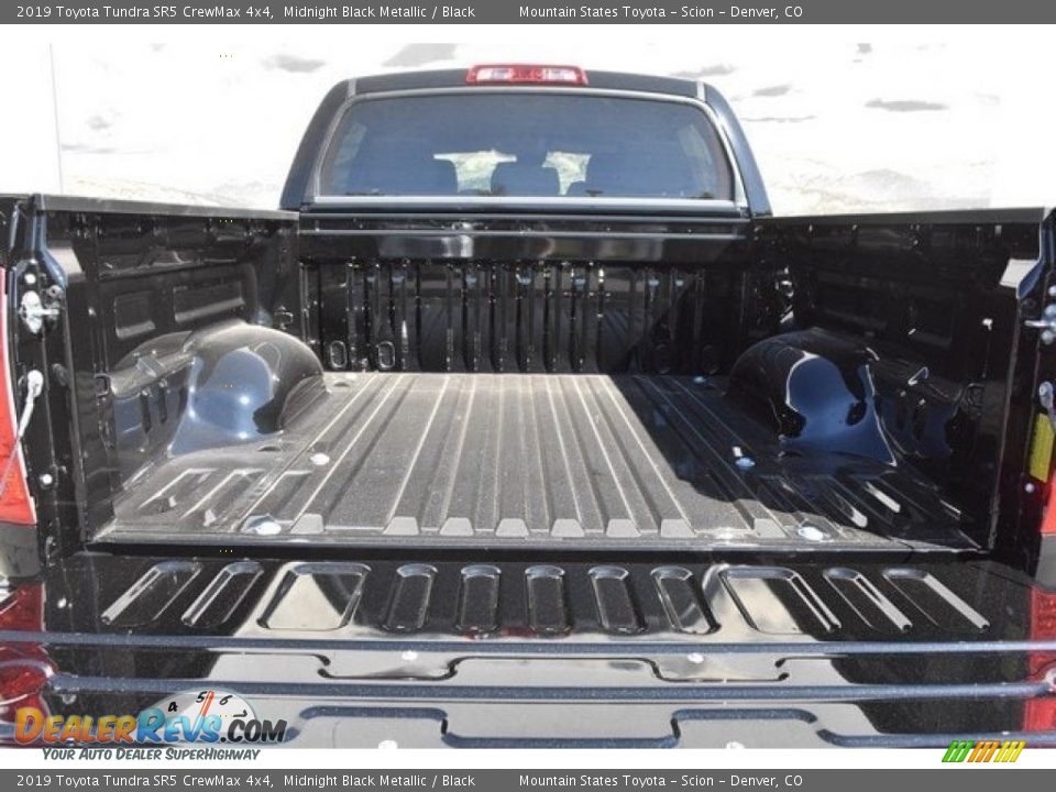 2019 Toyota Tundra SR5 CrewMax 4x4 Midnight Black Metallic / Black Photo #30