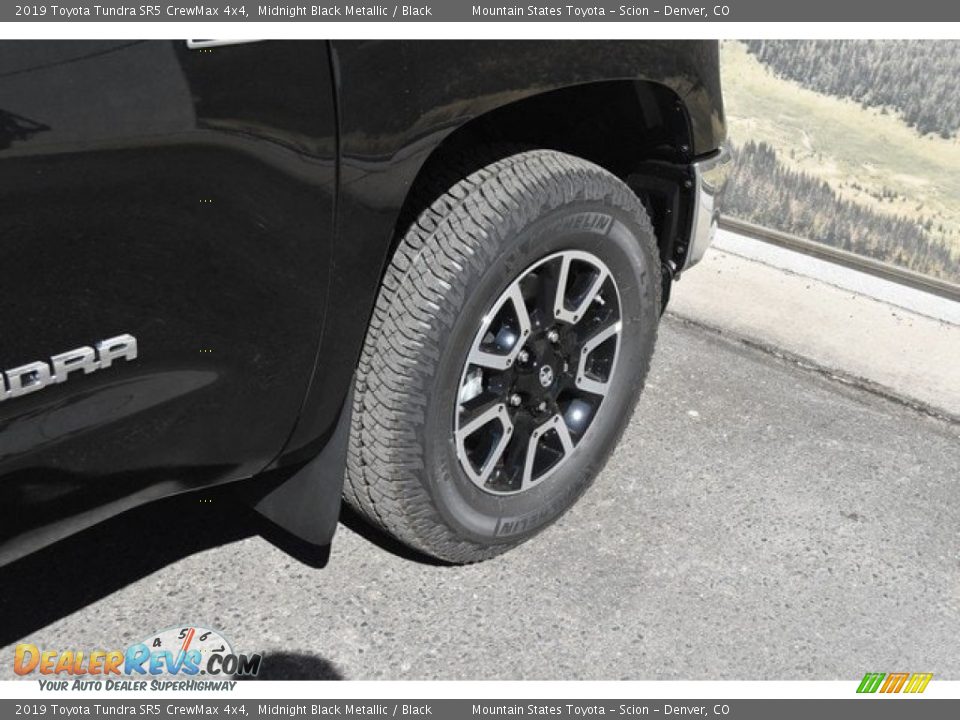 2019 Toyota Tundra SR5 CrewMax 4x4 Midnight Black Metallic / Black Photo #35