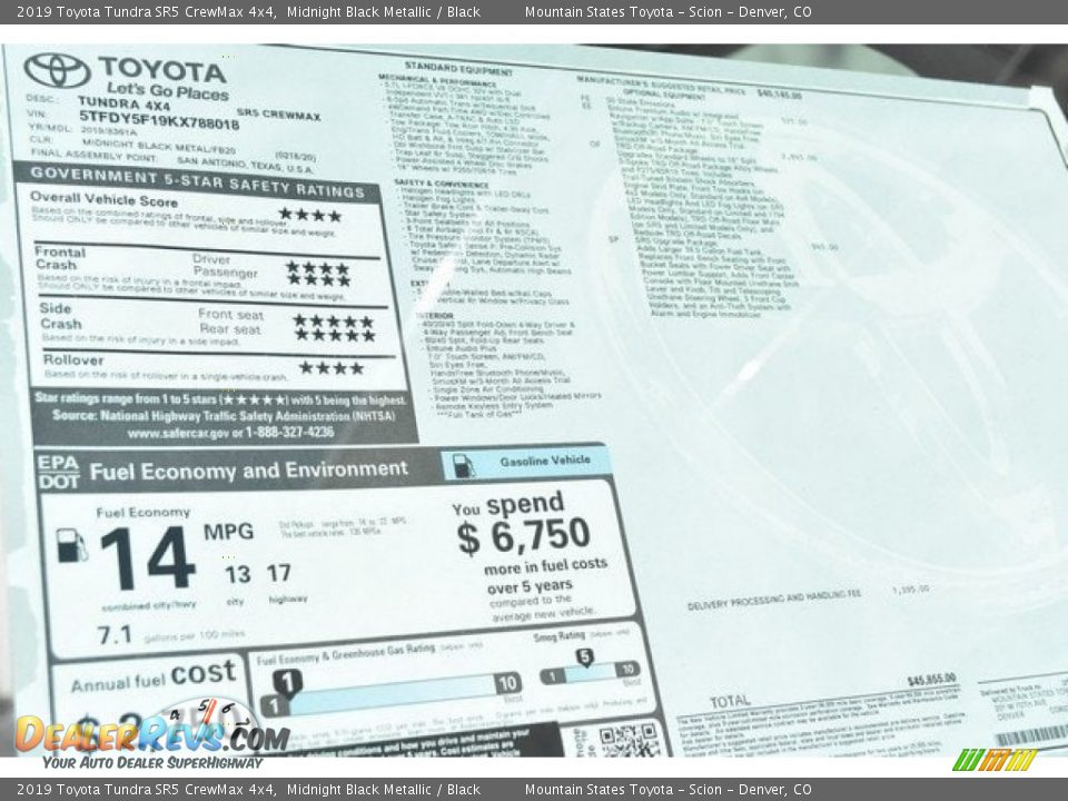 2019 Toyota Tundra SR5 CrewMax 4x4 Midnight Black Metallic / Black Photo #36