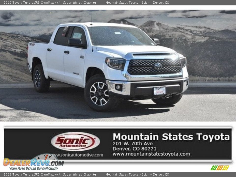 2019 Toyota Tundra SR5 CrewMax 4x4 Super White / Graphite Photo #1