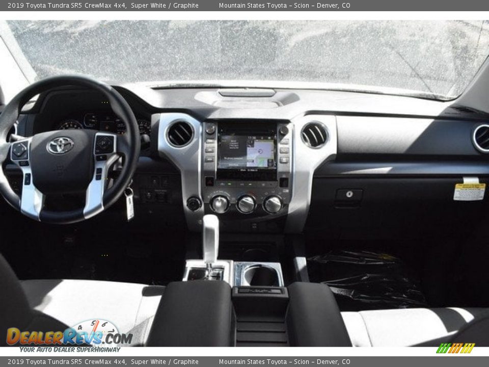 2019 Toyota Tundra SR5 CrewMax 4x4 Super White / Graphite Photo #8