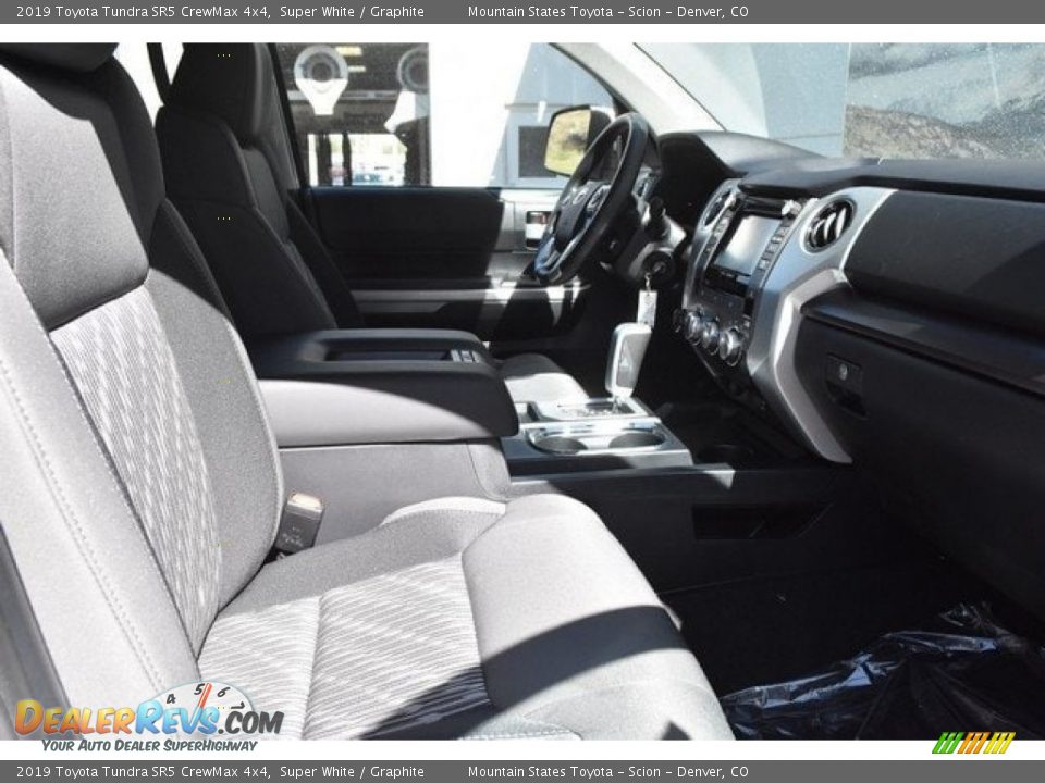 2019 Toyota Tundra SR5 CrewMax 4x4 Super White / Graphite Photo #11