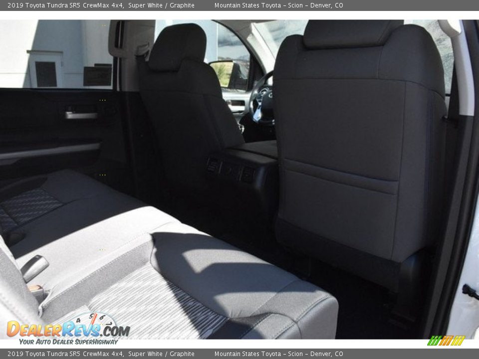 2019 Toyota Tundra SR5 CrewMax 4x4 Super White / Graphite Photo #16