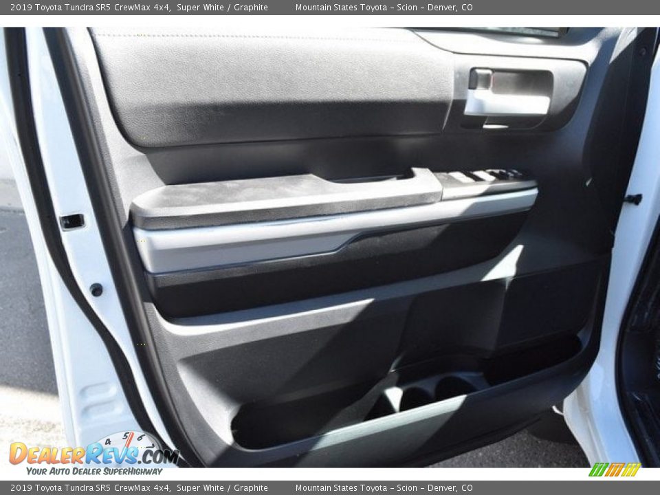 2019 Toyota Tundra SR5 CrewMax 4x4 Super White / Graphite Photo #19