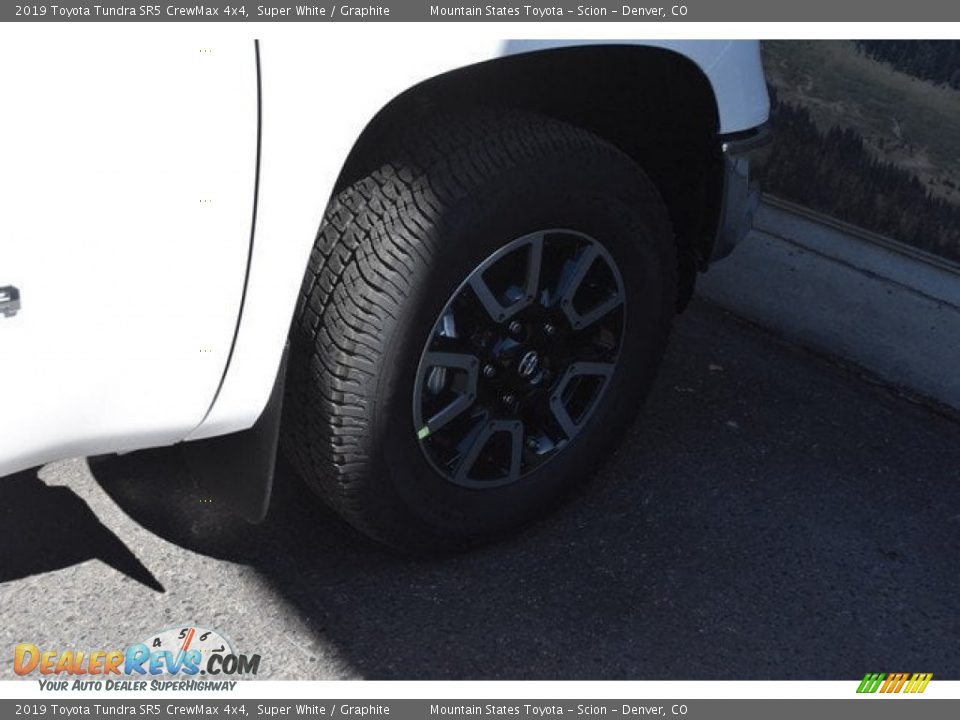 2019 Toyota Tundra SR5 CrewMax 4x4 Super White / Graphite Photo #35
