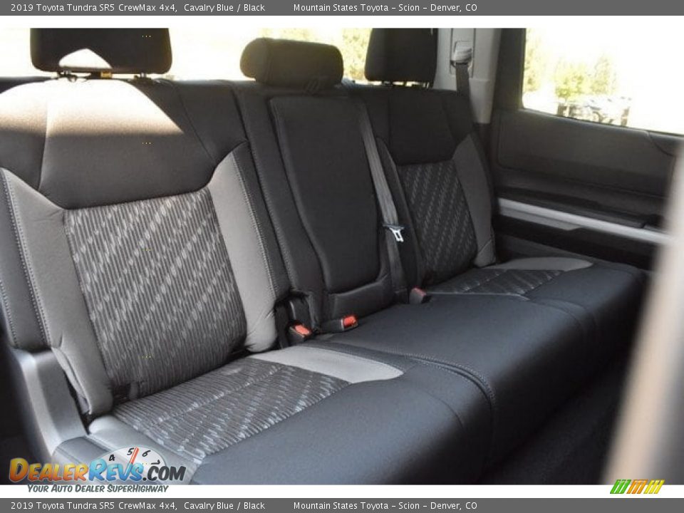 2019 Toyota Tundra SR5 CrewMax 4x4 Cavalry Blue / Black Photo #18