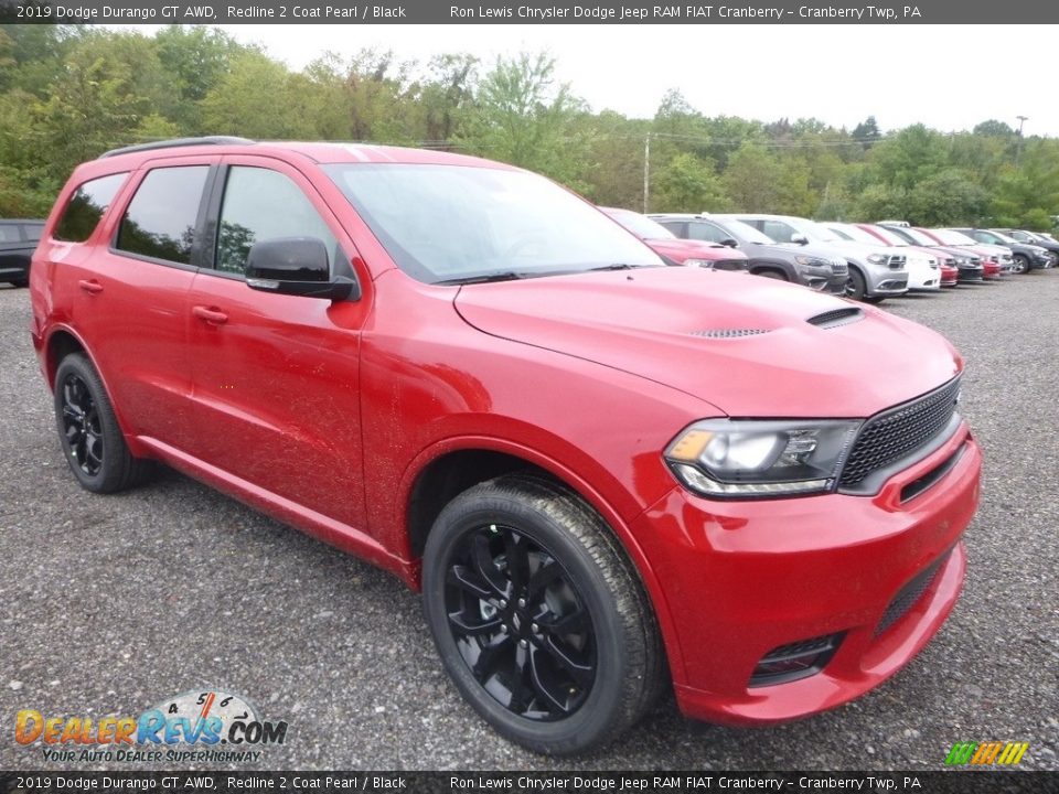 Front 3/4 View of 2019 Dodge Durango GT AWD Photo #7