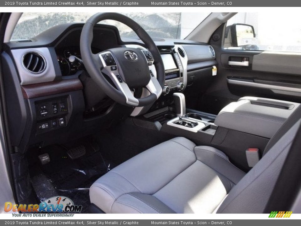 Graphite Interior - 2019 Toyota Tundra Limited CrewMax 4x4 Photo #5