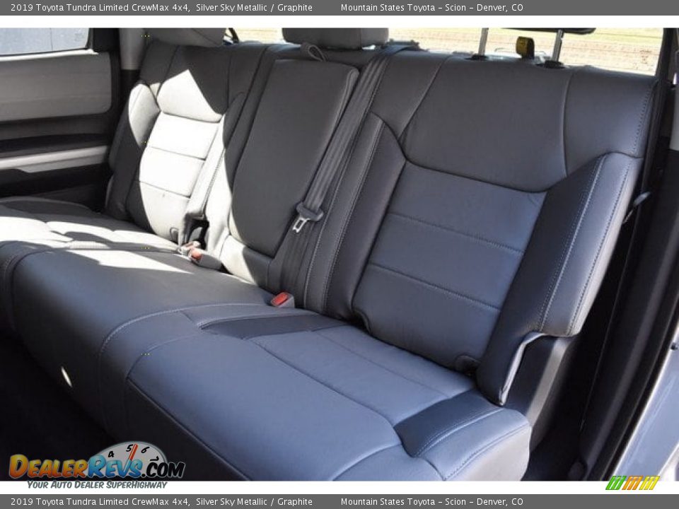 2019 Toyota Tundra Limited CrewMax 4x4 Silver Sky Metallic / Graphite Photo #16