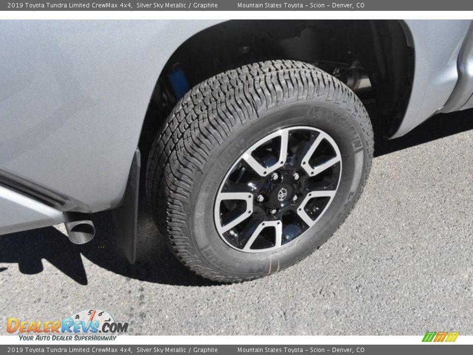 2019 Toyota Tundra Limited CrewMax 4x4 Silver Sky Metallic / Graphite Photo #35