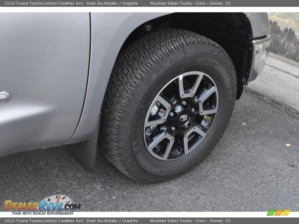 2019 Toyota Tundra Limited CrewMax 4x4 Silver Sky Metallic / Graphite Photo #36