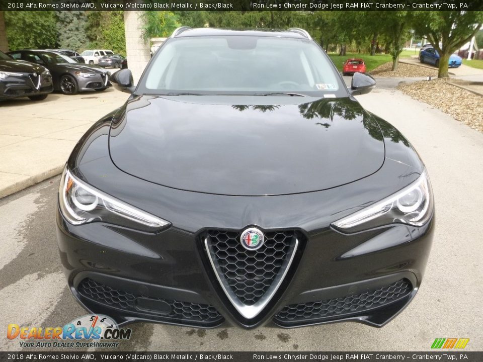 2018 Alfa Romeo Stelvio AWD Vulcano (Volcano) Black Metallic / Black/Black Photo #12